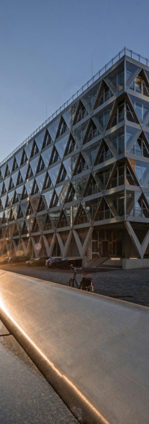 thomas-hagenbucher-mlBUF6b3jKk-unsplash